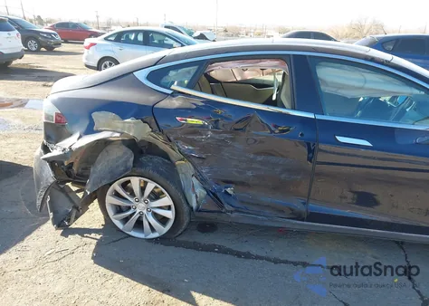 2013 Tesla Model S из США, поврежденный, VIN 5YJSA1DN2DFP18898